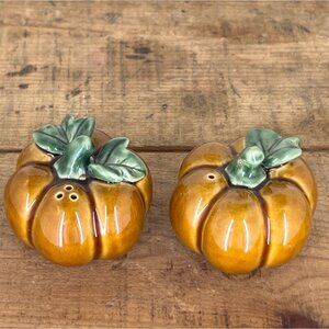 Vintage Pumpkin Salt and Pepper Shakers - Retro Kitchen Decor Must-Haves